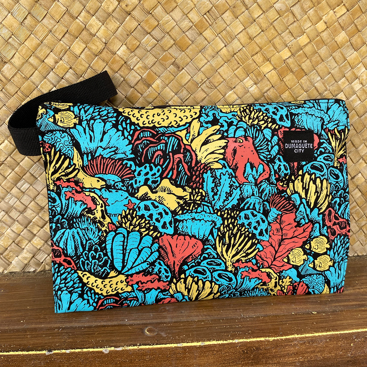 Angelo Delos Santos coral reef pattern underwater diver cosmetic bag with handle silk screen printing local made philippines gift souvenir buy support artist Dumaguete city Negros Oriental