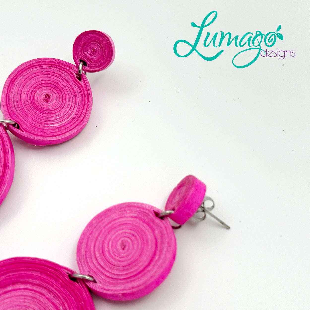 Lumago Designs, Ethical Jewellery, Sustainable, Tribal, recycled, recycling paper, paper beads, craftsmanship, Filipino woman, art, artist, jewellery, earrings, bracelet, bead